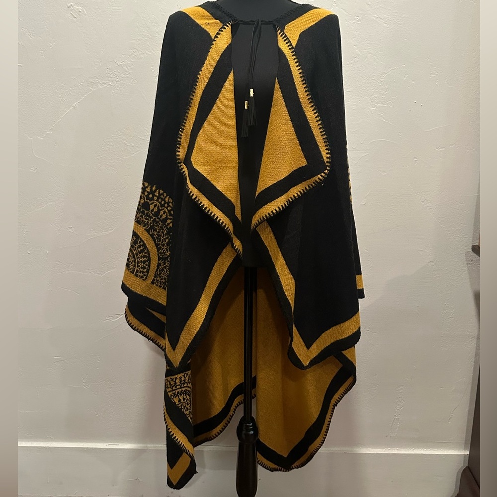 Marc New York Patterned Long Cape